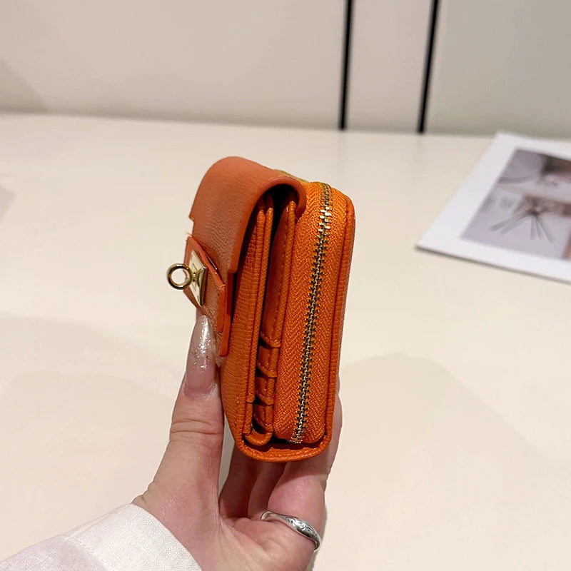Portefeuille élégant, design rétro chic ￼